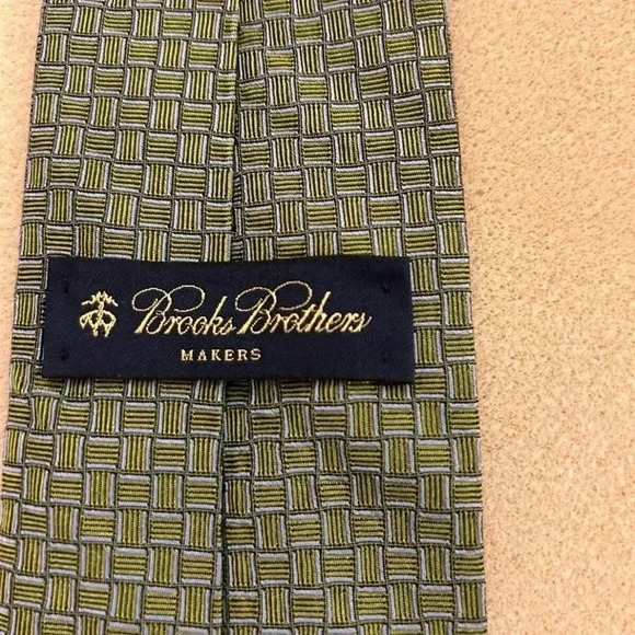 3 Brooks Brothers Maker Ties - Picture 5 of 6